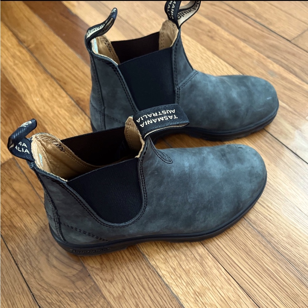 Blundstones 3Y